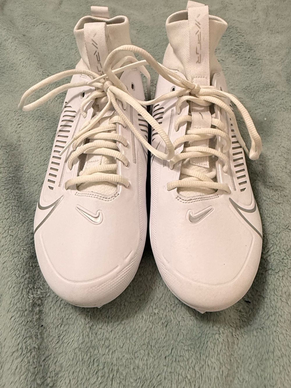 Nike Vapor Football Cleats White Silver Mid-Cut Lace Up Athletic Cleats